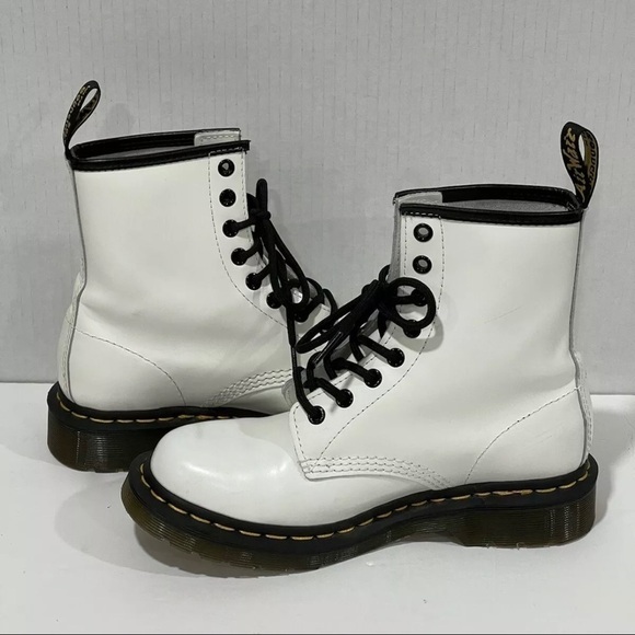 DR. MARTENS 1460 (11821) SMOOTH LEATHER LACE UP BOOTS WHITE SIZE - 6 .US/37 .EU - Picture 4 of 12